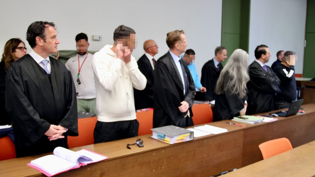 Bande aus Italien klaut Luxus-Uhren –Prozess am Landgericht