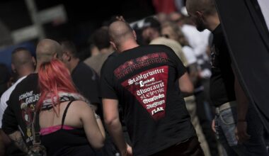 Rechtsextremer Sänger will Konzert spielen – Protest angekündigt