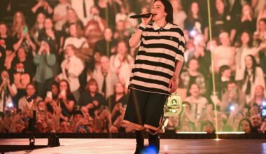 Billie Eilish spricht Ansage für Berliner Bahnhöfe ein
