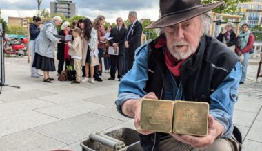 28 neue Stolpersteine verlegt – gestohlener Gedenkstein ersetzt