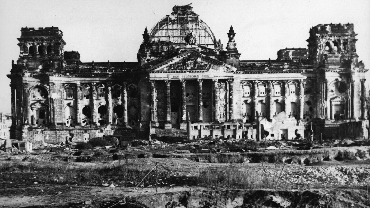 Volker Heises Buch „1945“: Der 8. Mai aus verschiedenen Perspektiven