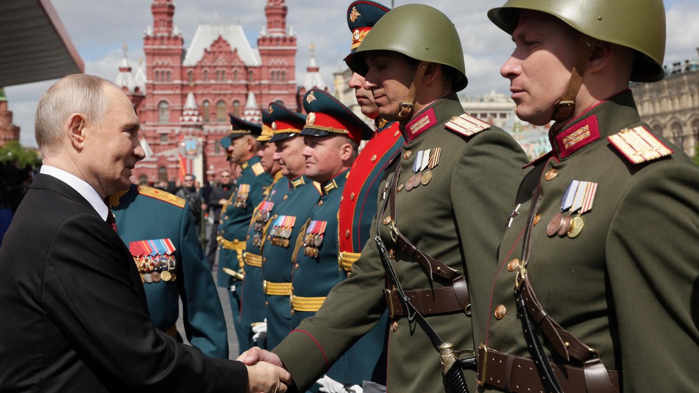 Putin rechtfertigt bei Militärparade Krieg gegen die Ukraine