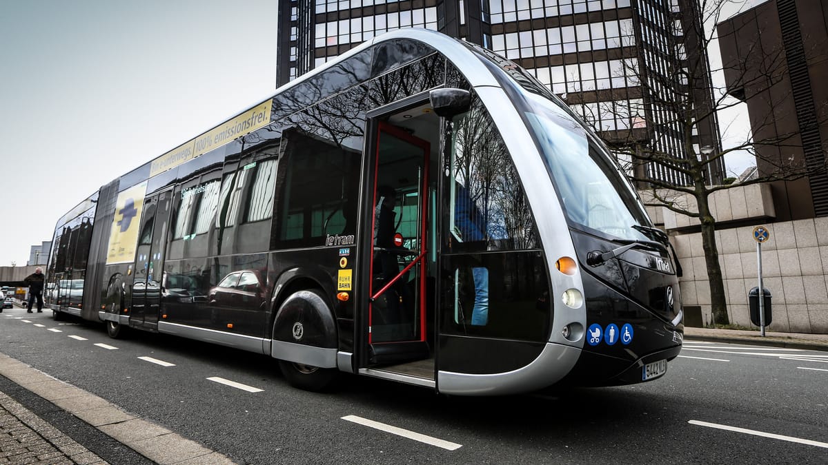 Ruhrbahn testet neuen E-Kleinbus in drei Stadtteilen