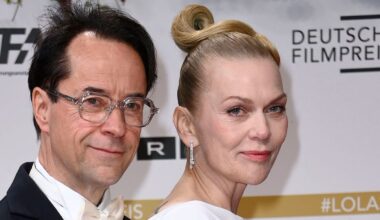 "Tatort"-Star Jan Josef Liefers strahlt mit Anna Loos