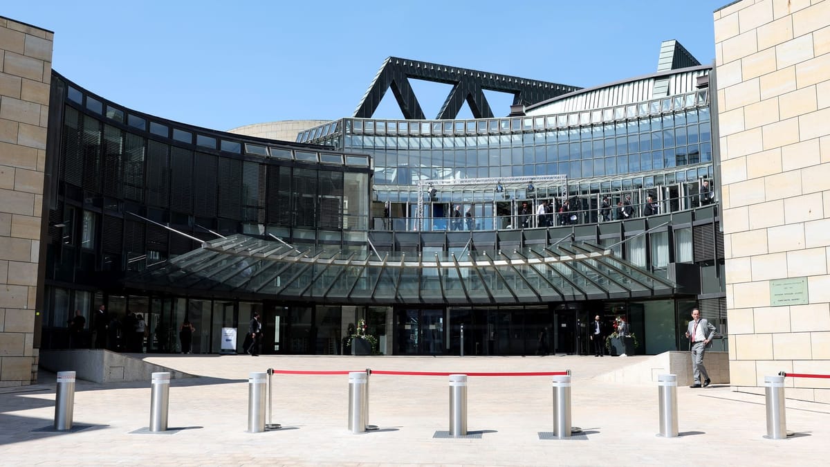 NRW-Landtag in Düsseldorf öffnet für Besucher