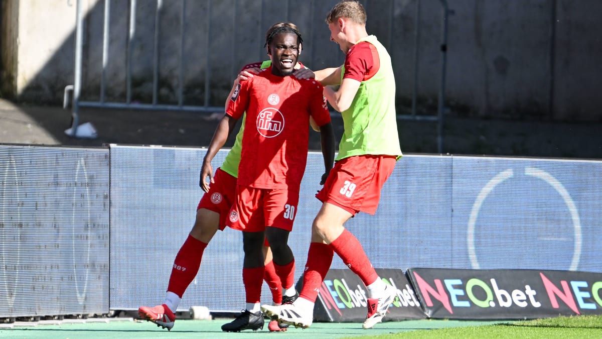 Kelsey Owusu mit Premiere bei Heimsieg gegen Osnabrück