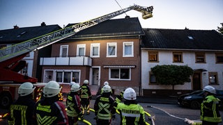 Zwei Häuser in Birkenfeld sind nach einem Brand vorerst nicht mehr bewohnbar.