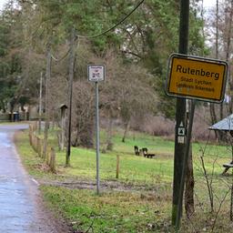Das Ortseingangsschild des Lychener Ortsteiles Rutenberg. (Quelle: dpa/Soeren Stache)