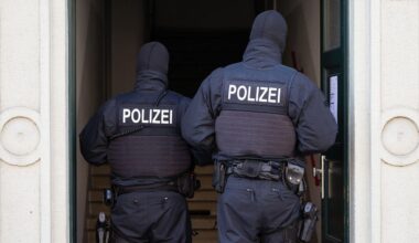 Brandenburg: "Reichsbürger"-Verein verboten - Festnahme in Brandenburg