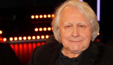 Kultkommentator sagt Raabs ESC-Show ab