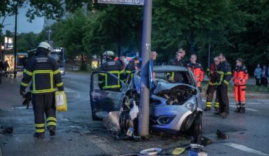 Teenagerin rettet Fahrer aus brennendem Auto