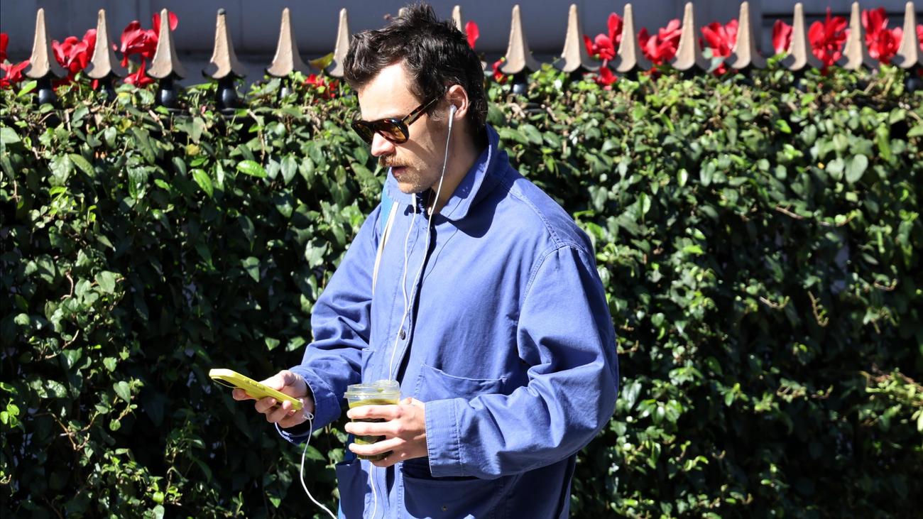 Harry Styles in Berlin: "Ich habe ihm ein Freundschaftsarmband gemacht"