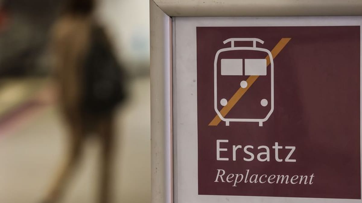Notarzteinsatz Zugausfälle zwischen Düsseldorf und Duisburg