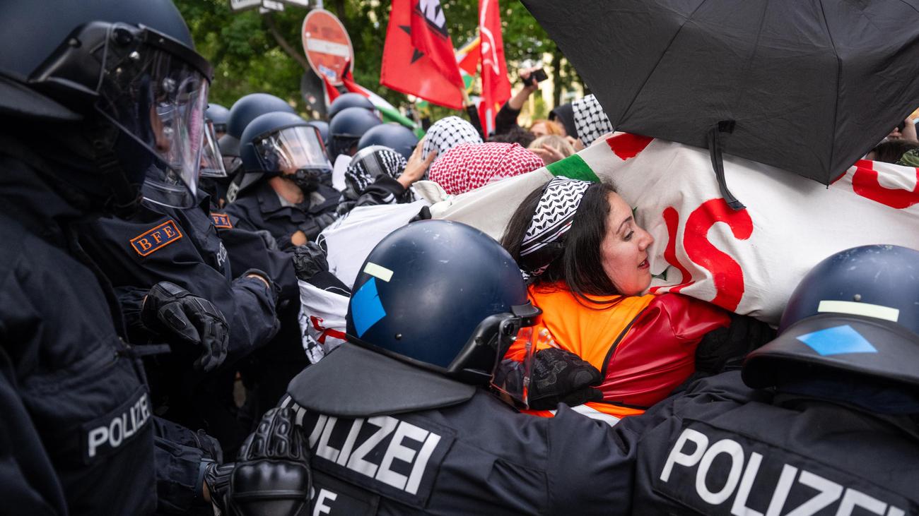 Nakba-Gedenktag: 30 Festnahmen und schwerverletzter Polizist bei Demo in Berlin