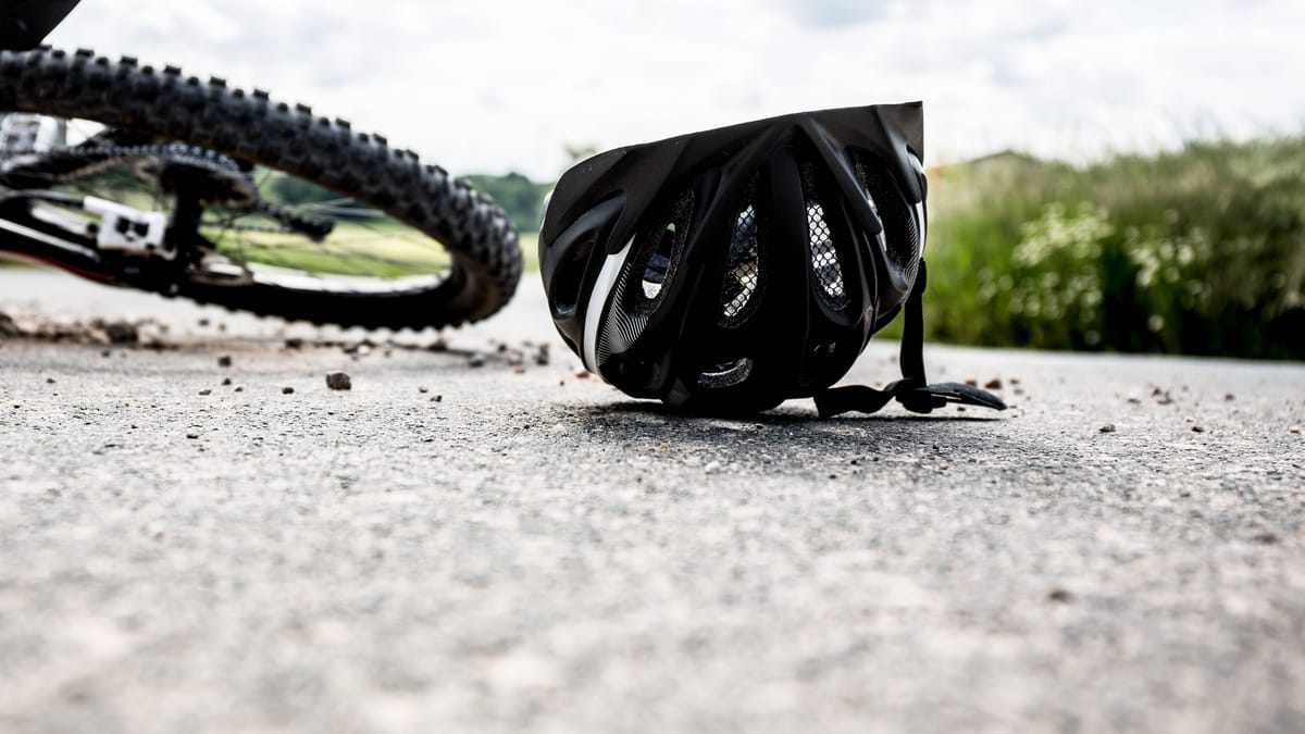 Auto erfasst Frau – Polizei sucht Zeugen nach Pedelec-Unfall