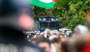 Nahost-Konflikt: Dobrindt verurteilt Gewalt bei Pro-Palästina-Demo in Berlin