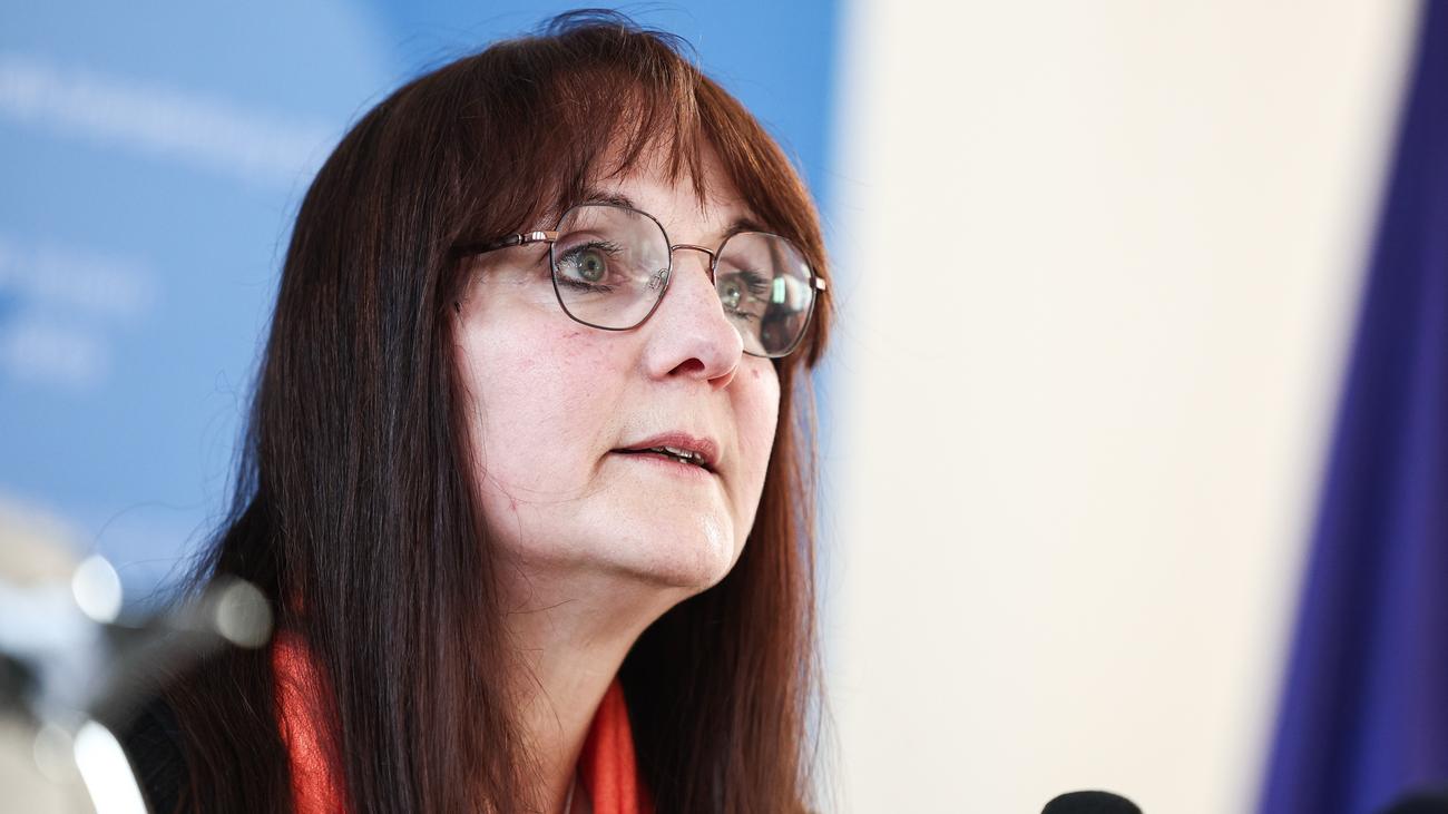 Potsdam: Brandenburgs Innenministerin Lange tritt zurück