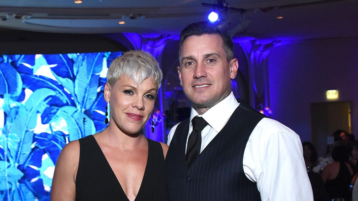 Sängerin Pink: Ehemann Carey Hart hatte schweren Motocross-Unfall