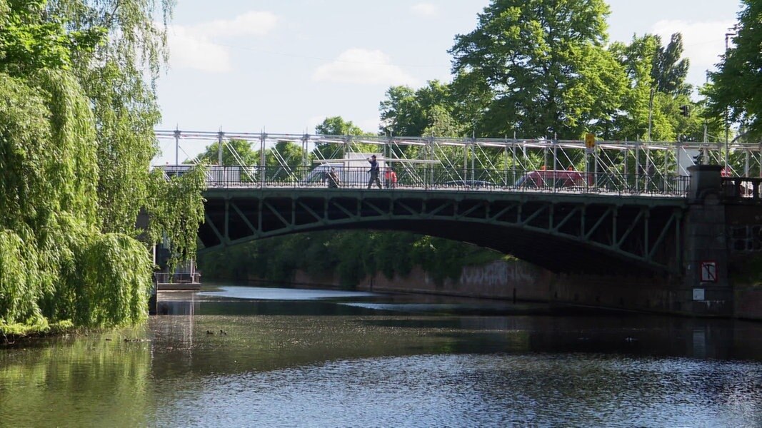Wartenaubrücke in Hamburg wird zwei Jahre lang saniert | NDR.de - Nachrichten
