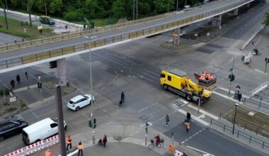 Gesperrte Brücke an der Wuhlheide sorgt für massive Staus
