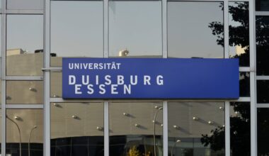 Universität Duisburg-Essen: Mitarbeiterin wegen Notenbetrug verurteilt