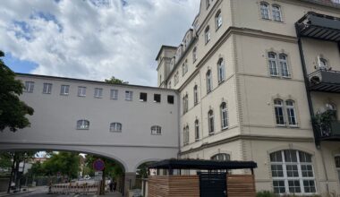 Frisch saniertes Haus in ehemaliger F6-Zigarettenfabrik geflutet