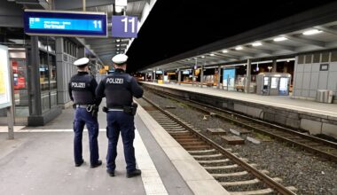 Betrunkener beleidigt Polizistin – 2,28 Promille am Bahnhof