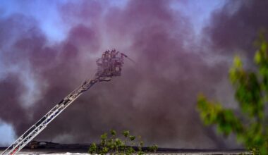 Einsatz in Dresden: Brand auf Wertstoffhof in Dresden - langer Löscheinsatz