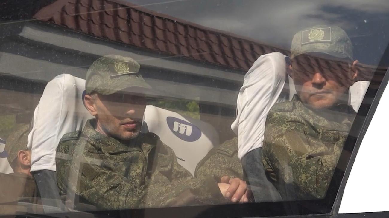 Ukrainekrieg: Ukraine und Russland tauschen je 390 Kriegsgefangene aus