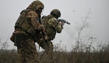 Russland nimmt ukrainische Truppen in Dreifach-Würgegriff