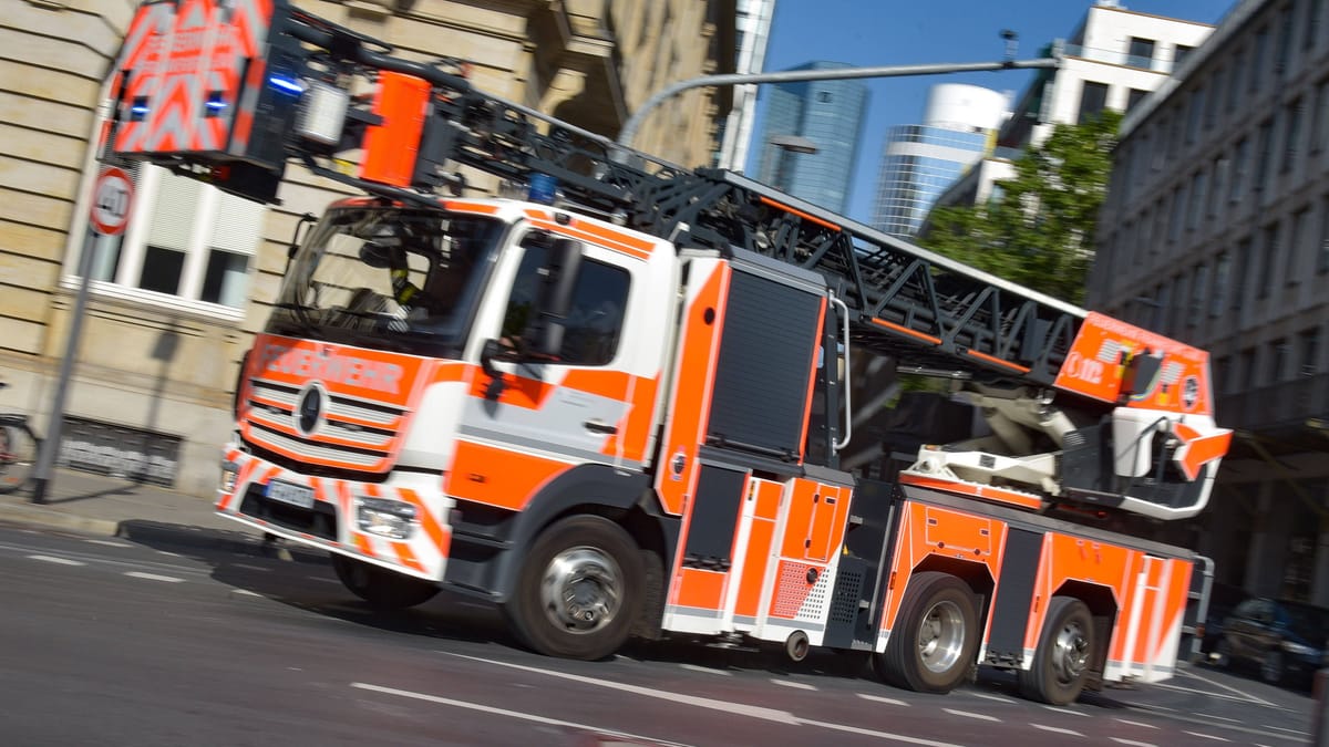 Feuer in Mehrfamilienhaus in Bornheim – Brand in Keller