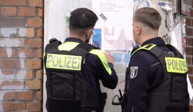 Plakate mit Lischinsky-Bild aufgetaucht – Staatsschutz ermittelt