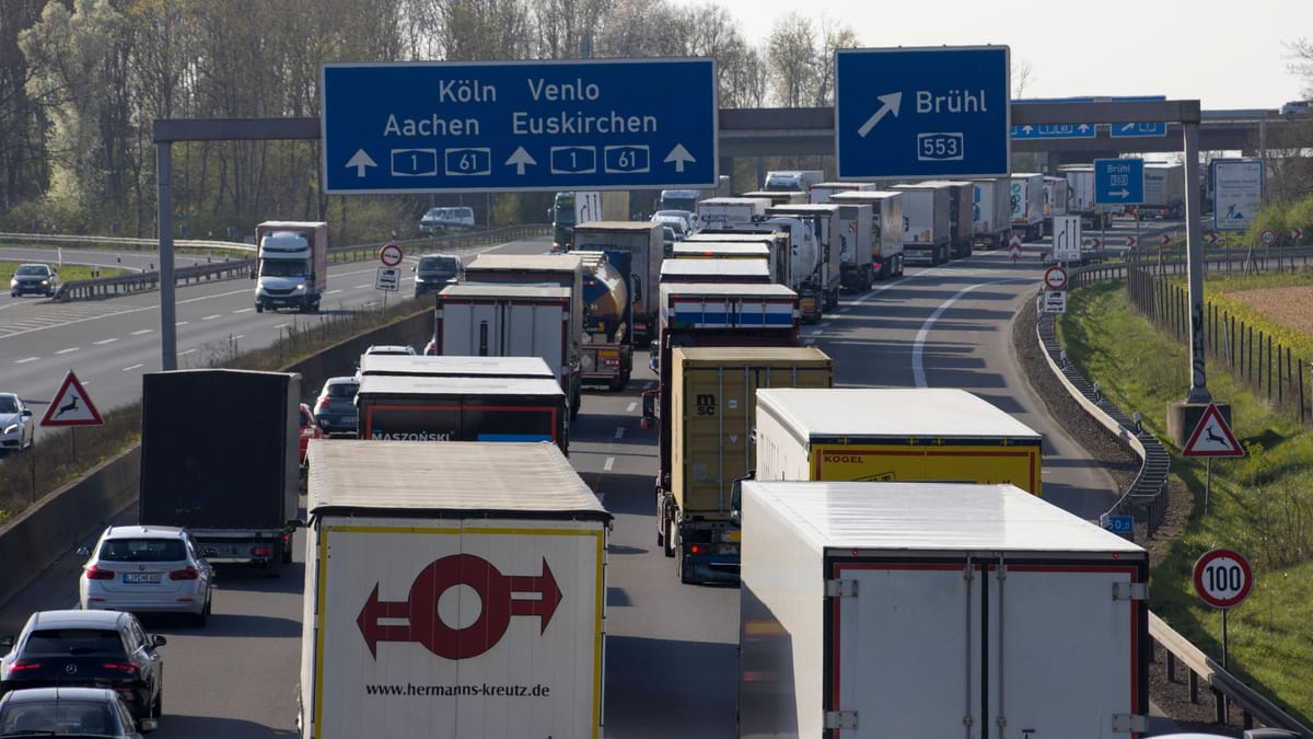 ADAC-Prognose für Himmelfahrt: Mega-Staus erwartet