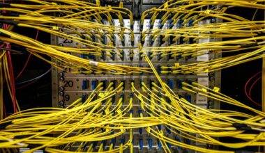 Künstliche Intelligenz: Deutsche Technologiekonzerne sollen Bau von KI-Gigafabrik planen