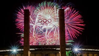 Feuerwerk am Berliner Olympiastadion. / imago images/Schöning