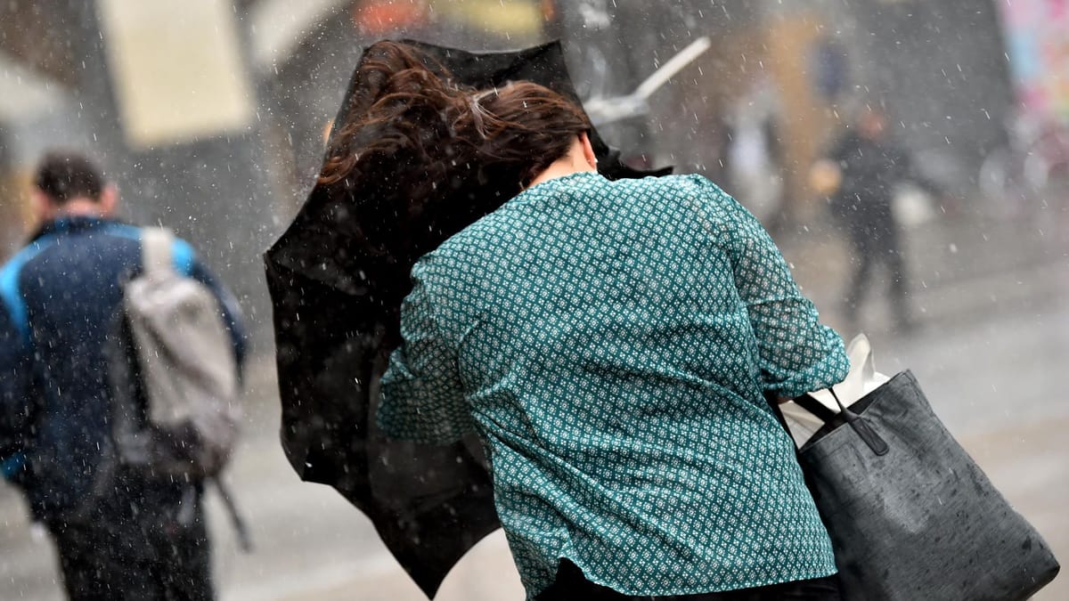 Deutscher Wetterdienst warnt vor Regen, Starkwind und Gewitter