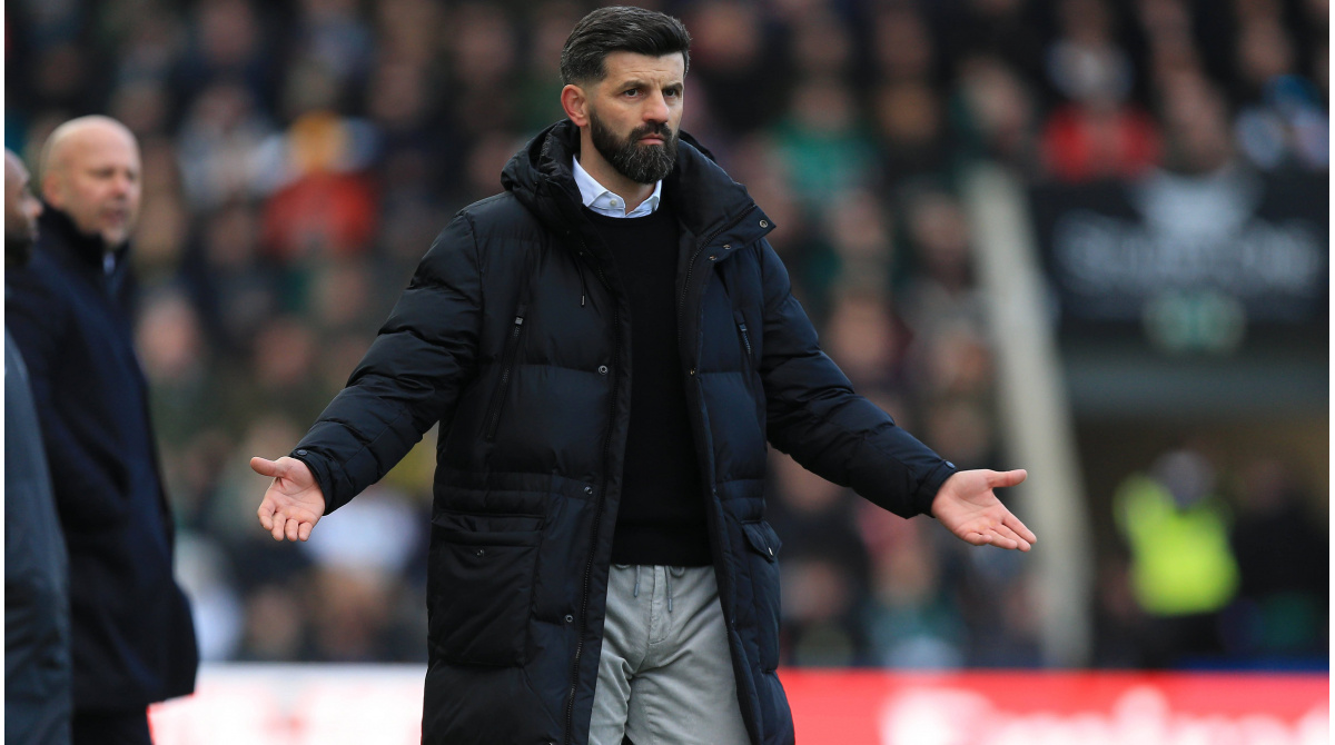 Schalke verhandelt mit Trainer Muslic – Plymouth Argyle „frustriert“