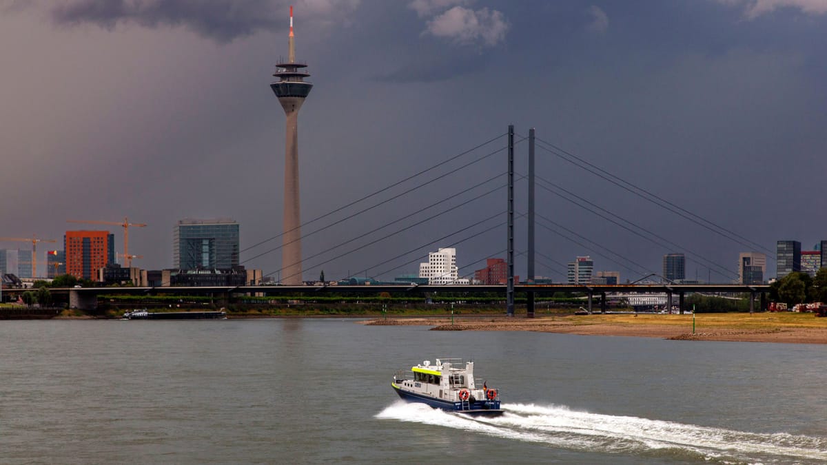 Warnung vor starkem Gewitter in Düsseldorf: Wetterdienst alarmiert Stadt