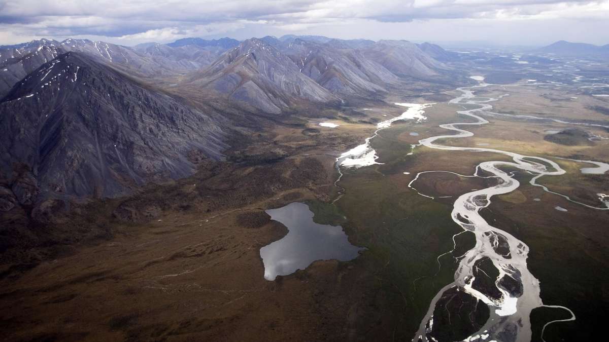 Nature Writer Robert Macfarlane: „Wasser lebt und hat auch die Kraft, uns zurückzuführen zum Leben“ 