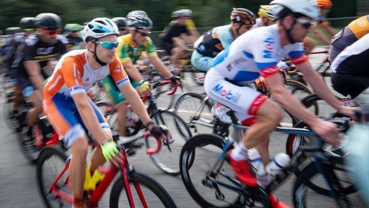 3Rides-Radrennen legt Verkehr in Aachen und der Eifel teilweise lahm