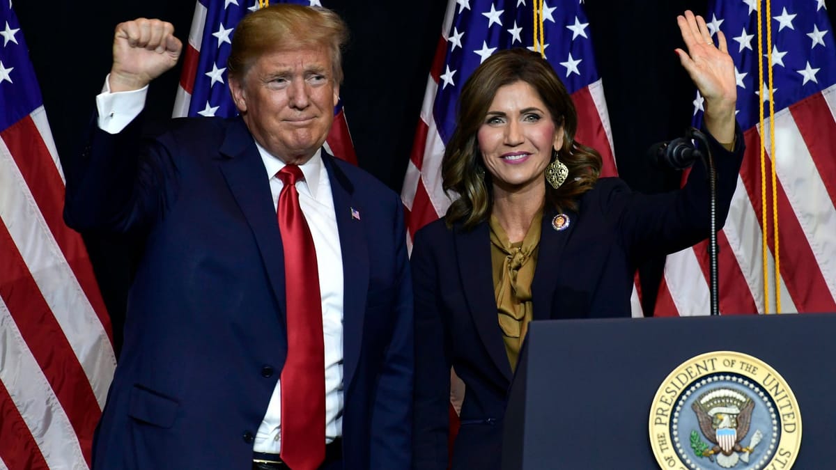 Trump-Ministerin Noem teilt schwere Vorwürfe gegen Migranten
