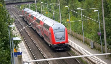Oberleitungsschaden legt Bahnverkehr nach Flensburg und Kiel lahm