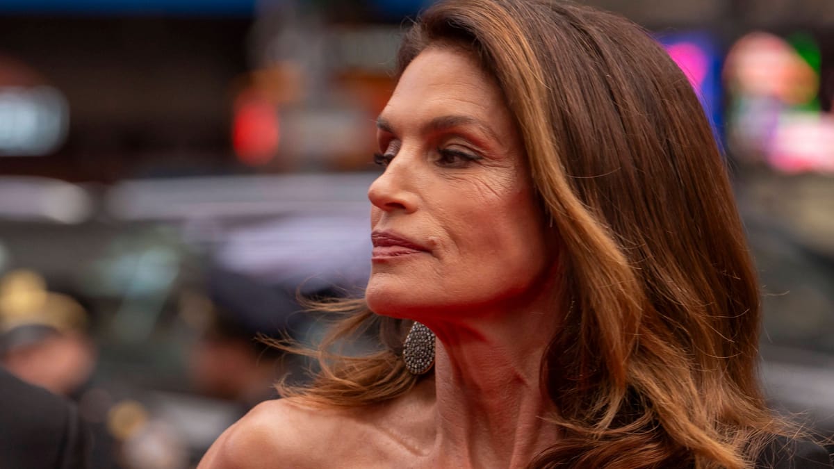 Cindy Crawford zeigt ihren Ehemann
