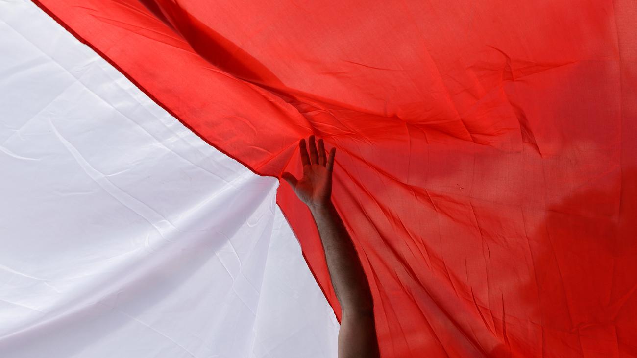 Präsidentschaftswahl in Polen: "Er hatte Verbindungen zu Kriminellen, Neonazis, Hooligans"