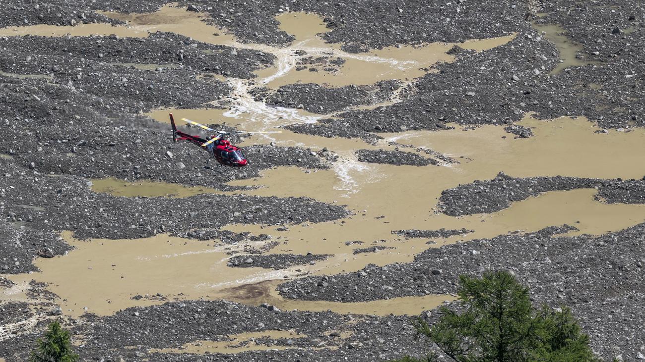 Schweiz: Gestautes Wasser im Lötschental fließt ab