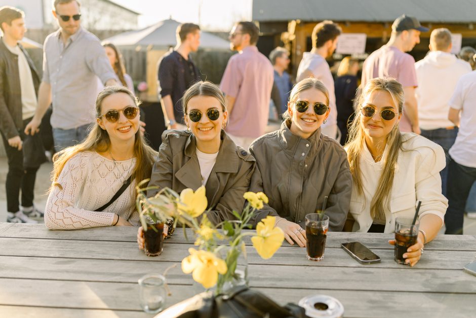 Bildergalerie: „Street Food Thursday“ bei strahlendem Sonnenschein am Stahlwerk – alle Fotos vom 3. April 2025