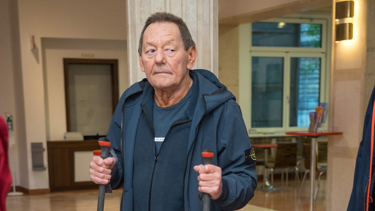 Wolfgang Ambros sagt Konzert in Traunstein ab | Regional