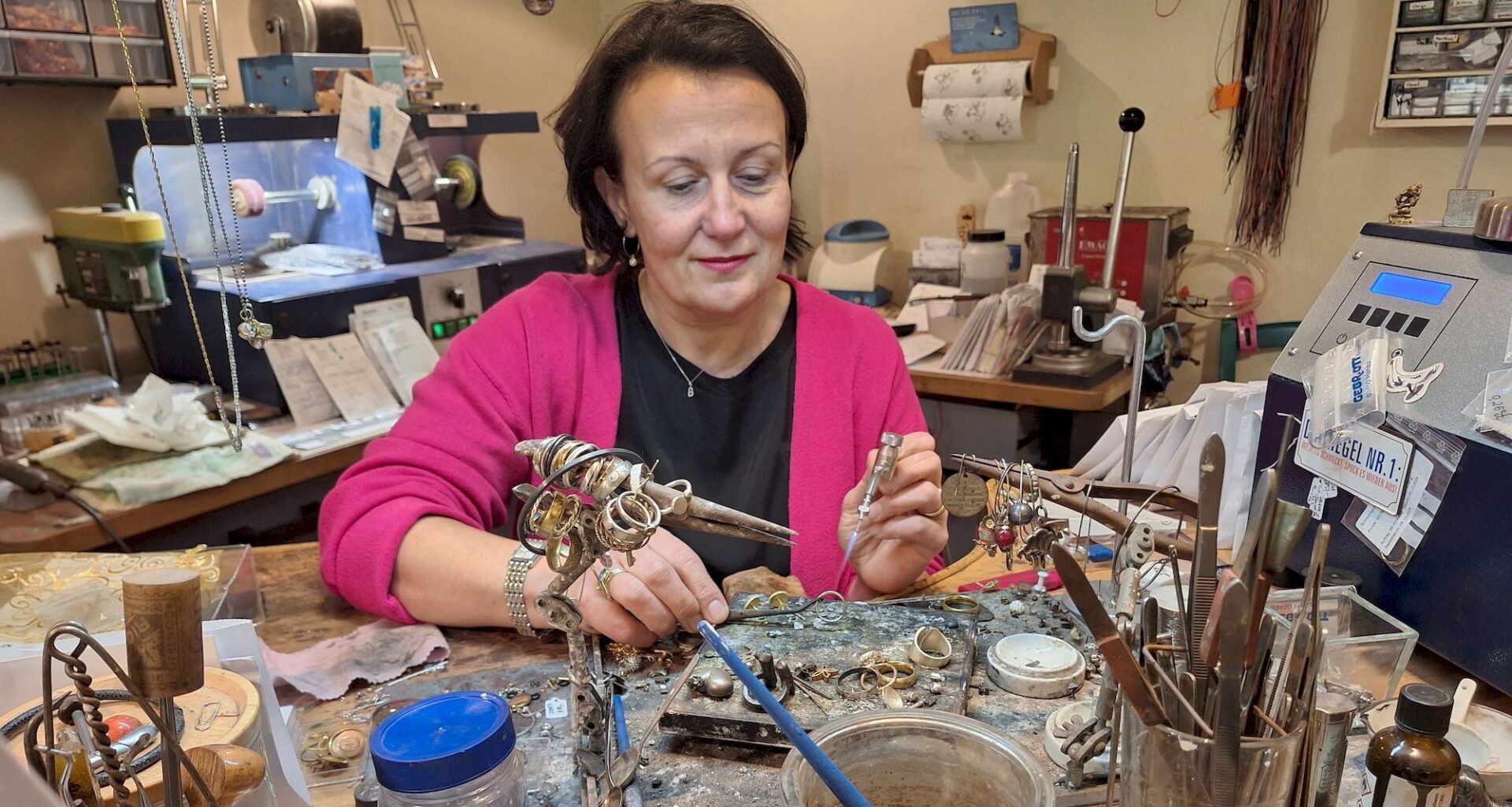 Silbernes Jubiläum für Frau Goldwerkstatt