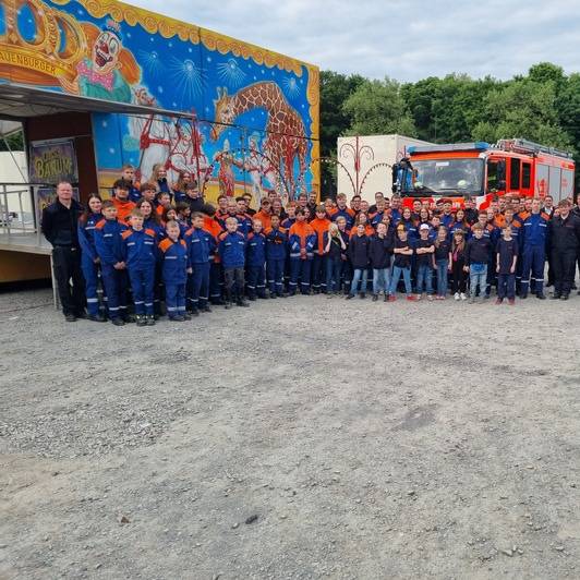 Die Freiwillige Feuerwehr Remscheid zu Gast im Cirkus Barum