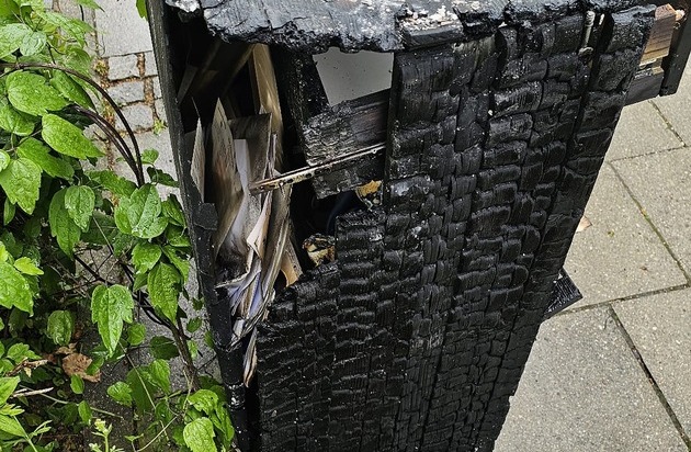 FW-M: Maisonette-Wohnung nach Brand unbewohnbar (Messestadt Riem)